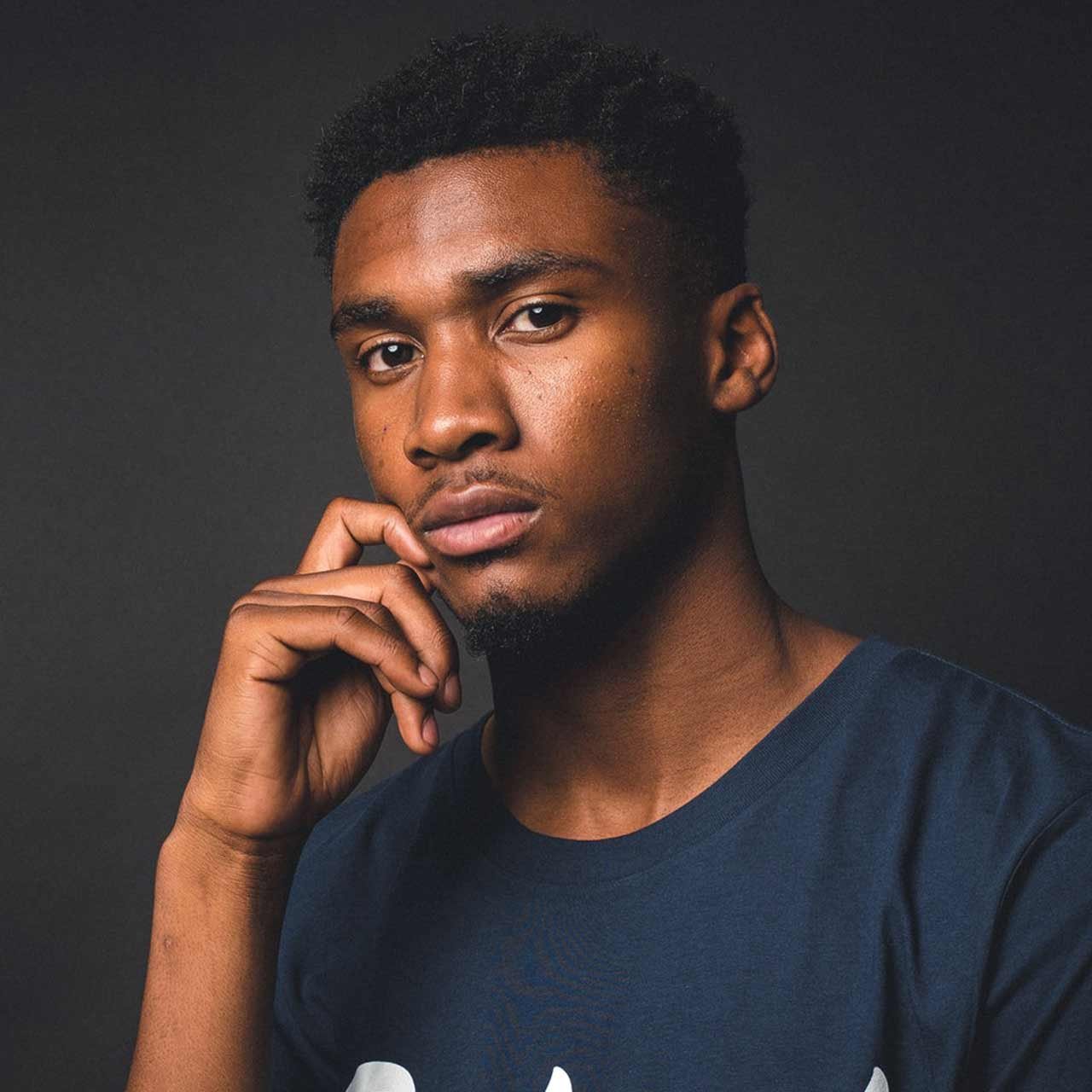 blur-boy-casual-close